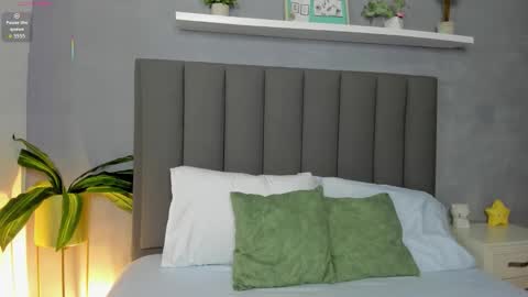 Snapshot of lindaa_natashaa chatting on November 27, 2025, 2:35 am L I N D A online show from November 27, 2025, 2:35 am