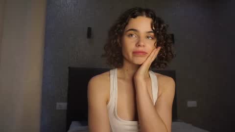 Linda online show from June 19, 2026, 1:37 pm