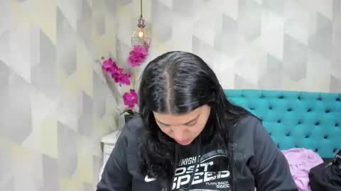 Snapshot of lindabreexlove chatting on October 1, 2025, 4:02 pm online show from October 1, 2025, 4:02 pm