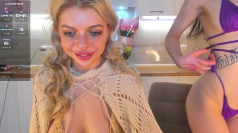 Snapshot of lindacrystalofc chatting on December 24, 2024, 11:00 pm happy new year online show from December 24, 2024, 11:00 pm