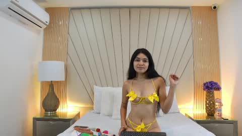Linda love  online show from April 11, 2026, 11:47 am