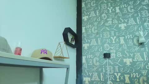  Lindsey  online show from December 20, 2025, 12:23 pm