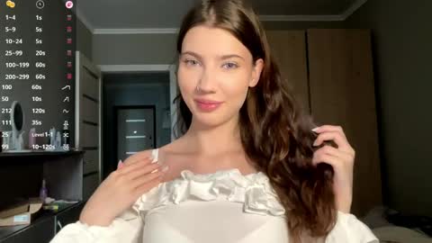 Linda online show from April 19, 2026, 1:10 pm