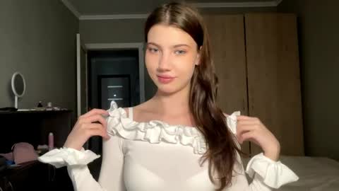 Linda online show from April 26, 2026, 12:03 pm