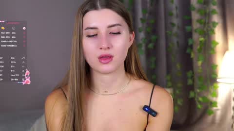 Kate online show from December 5, 2024, 1:25 am