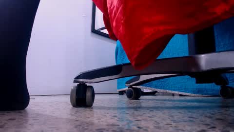 Snapshot of linger_3_9 chatting on February 23, 2025, 3:56 am V A L E N T I N A online show from February 23, 2025, 3:56 am