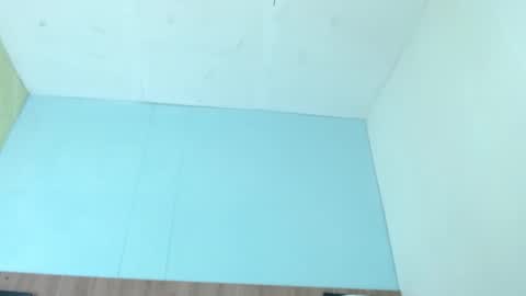 Snapshot of linger_3_9 chatting on October 1, 2025, 7:42 pm V A L E N T I N A online show from October 1, 2025, 7:42 pm