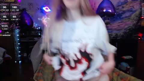 Snapshot of linlin_cuteeee chatting on February 14, 2025, 6:19 pm Lin online show from February 14, 2025, 6:19 pm