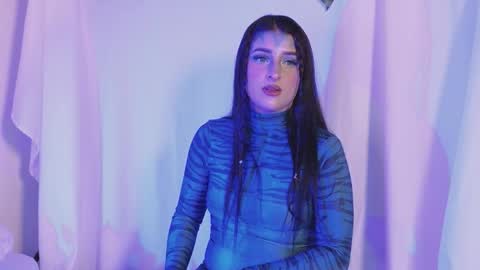 Luciana online show from October 25, 2025, 9:09 pm