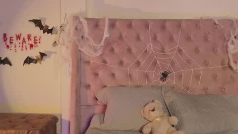 Luciana online show from October 30, 2025, 9:48 pm