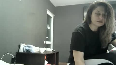 lionessmom online show from April 25, 2026, 2:14 am