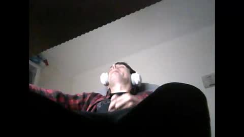 Snapshot of liongr69 chatting on February 18, 2025, 10:58 pm liongr69 online show from February 18, 2025, 10:58 pm