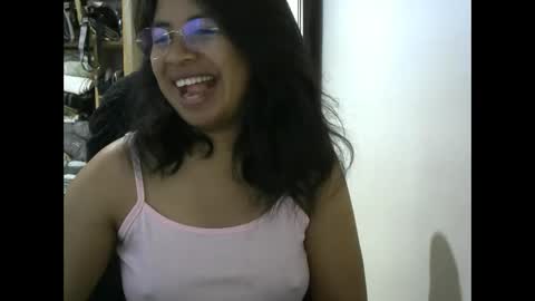 Snapshot of liora_selenex chatting on June 10, 2026, 4:12 am Liora selenex online show from June 10, 2026, 4:12 am
