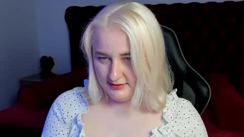 LioraArdyn online show from May 28, 2026, 5:43 pm