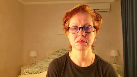 Liora Weiss online show from March 2, 2026, 6:47 am