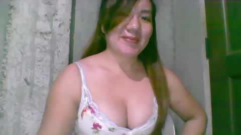 im cherry online show from January 6, 2025, 4:44 pm