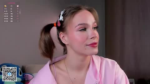 Snapshot of lipswithsweetonthem chatting on October 10, 2025, 1:26 am Lina online show from October 10, 2025, 1:26 am