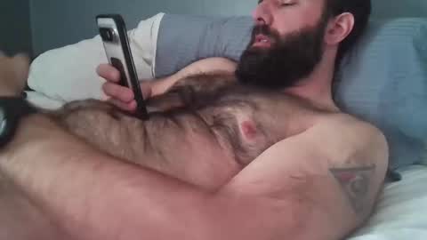 Snapshot of liquorsnurf69 chatting on November 19, 2025, 6:52 pm liquorsnurf69 online show from November 19, 2025, 6:52 pm