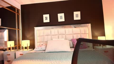 Lisa online show from February 13, 2025, 6:38 pm