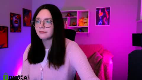 Snapshot of lisa_dark_ chatting on May 1, 2026, 7:29 pm Lisa online show from May 1, 2026, 7:29 pm