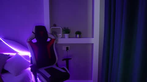 Snapshot of lisa_elfy chatting on February 11, 2026, 1:27 pm lisa_elfy online show from February 11, 2026, 1:27 pm