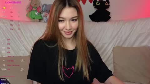 Lisa and Katerina online show from February 25, 2025, 3:05 pm
