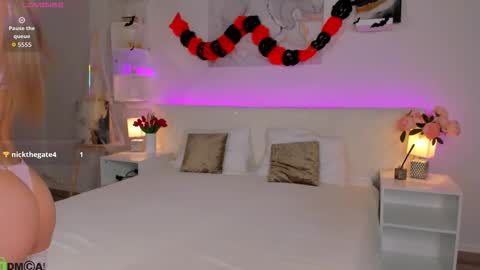 Lisa online show from October 26, 2025, 1:22 am