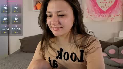 Snapshot of lisa_mzemta chatting on April 3, 2026, 7:39 am Lisa online show from April 3, 2026, 7:39 am