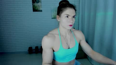 lisa online show from November 16, 2025, 9:53 pm