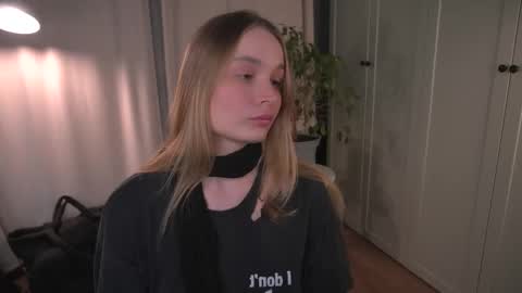 Snapshot of lisa_schiele chatting on February 7, 2026, 8:56 pm Elisabeth or Lisa online show from February 7, 2026, 8:56 pm