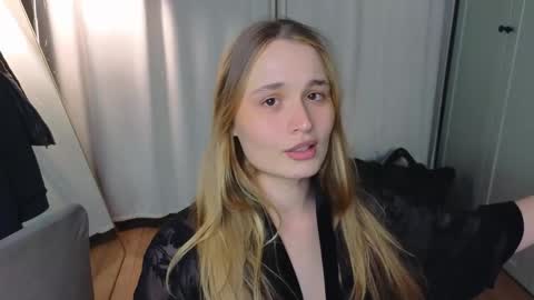 Snapshot of lisa_schiele chatting on March 3, 2026, 8:37 pm Elisabeth or Lisa online show from March 3, 2026, 8:37 pm