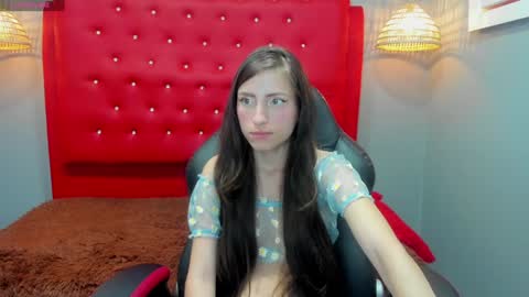 Snapshot of lisa_styleglam chatting on January 12, 2025, 7:53 am Lisa online show from January 12, 2025, 7:53 am