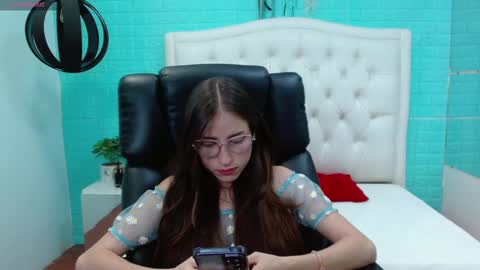 Snapshot of lisa_styleglam chatting on March 12, 2025, 1:08 pm Lisa online show from March 12, 2025, 1:08 pm