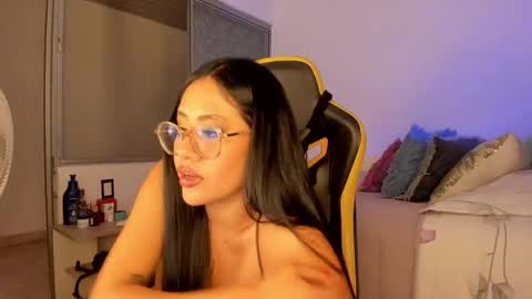 Snapshot of lisa_t08 chatting on November 15, 2025, 3:37 am Lisa Thompson online show from November 15, 2025, 3:37 am