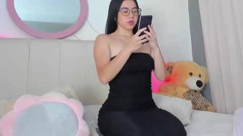 Snapshot of lisaa_a chatting on February 2, 2025, 12:19 am Lisa online show from February 2, 2025, 12:19 am