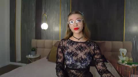 Lisa online show from February 3, 2026, 6:11 am