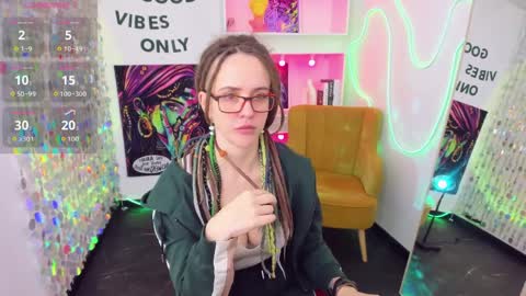 Lisa online show from April 10, 2026, 5:34 am