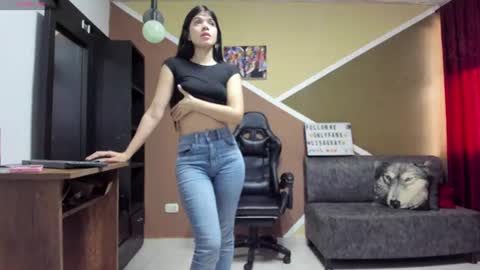 Snapshot of lisagray_1 chatting on July 22, 2026, 7:38 pm Lisa Gray Independent Model online show from July 22, 2026, 7:38 pm
