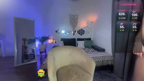 Snapshot of lisamaybe chatting on February 13, 2025, 1:48 pm Lisa online show from February 13, 2025, 1:48 pm