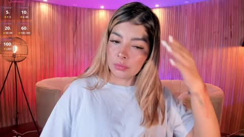 LISA MONROE online show from February 3, 2025, 11:31 am