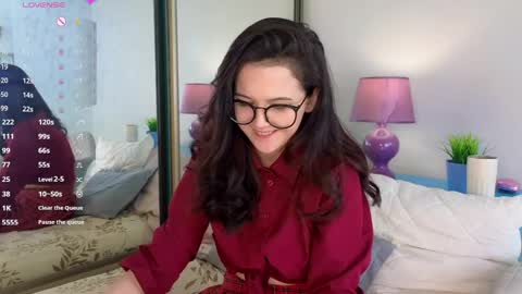 Kira online show from April 11, 2026, 7:45 am