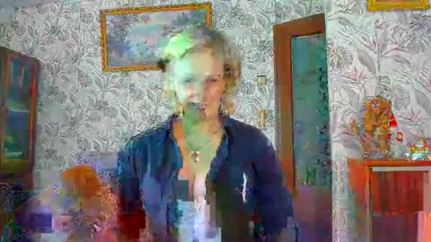 Snapshot of lisasimsx chatting on February 28, 2026, 12:28 pm Lisasimsxs online show from February 28, 2026, 12:28 pm