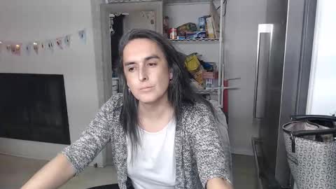 Snapshot of lisettelaroche chatting on December 3, 2025, 1:13 am Lisette LaRoche online show from December 3, 2025, 1:13 am