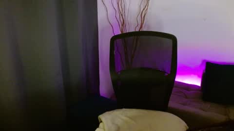 Snapshot of liss_petty chatting on June 1, 2026, 2:35 am Liss online show from June 1, 2026, 2:35 am