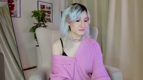 Snapshot of lissa_jamess chatting on December 1, 2025, 8:08 am Lissa online show from December 1, 2025, 8:08 am