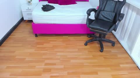 Snapshot of lissa_jhonsoon chatting on January 10, 2025, 9:55 am L I S S A online show from January 10, 2025, 9:55 am