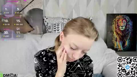 Snapshot of lissa_kitsune chatting on October 4, 2025, 8:12 am Lissa online show from October 4, 2025, 8:12 am