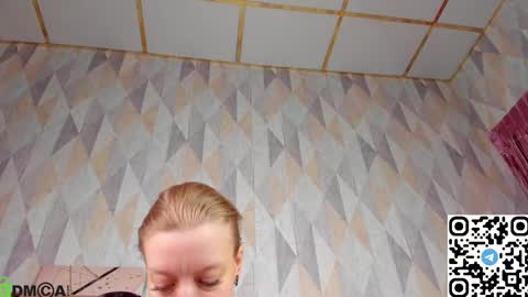 Snapshot of lissa_kitsune chatting on October 12, 2025, 6:18 pm Lissa online show from October 12, 2025, 6:18 pm