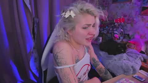 Snapshot of lissakss chatting on February 16, 2025, 5:15 pm Lissa online show from February 16, 2025, 5:15 pm