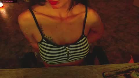 Liss online show from December 2, 2025, 3:34 am